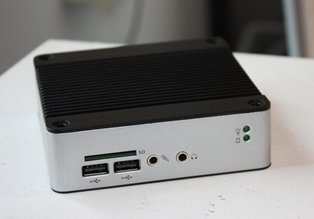 eBox-3310MX-AP - 933Mhz, 1GB RAM, SD slot, 1xLAN, VGA, 4xUSB, 3xCOM, 1x SATA
